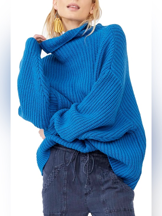 Free People Sweaters - FREE PEOPLE Swim Too Deep Turtleneck Sweater in Blue Women's Small